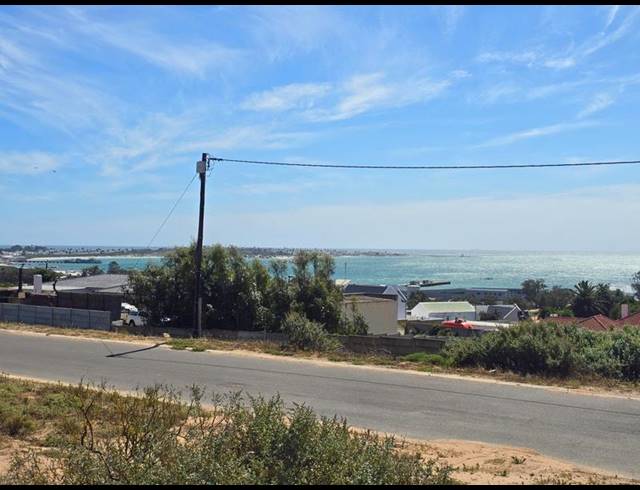 LAND FOR SALE IN DA GAMA BAY